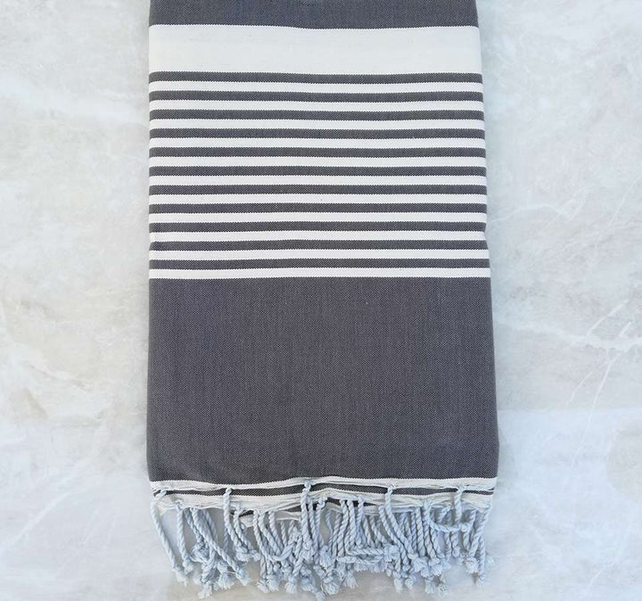 Jeté gris avec rayures 1.5*2.5m 