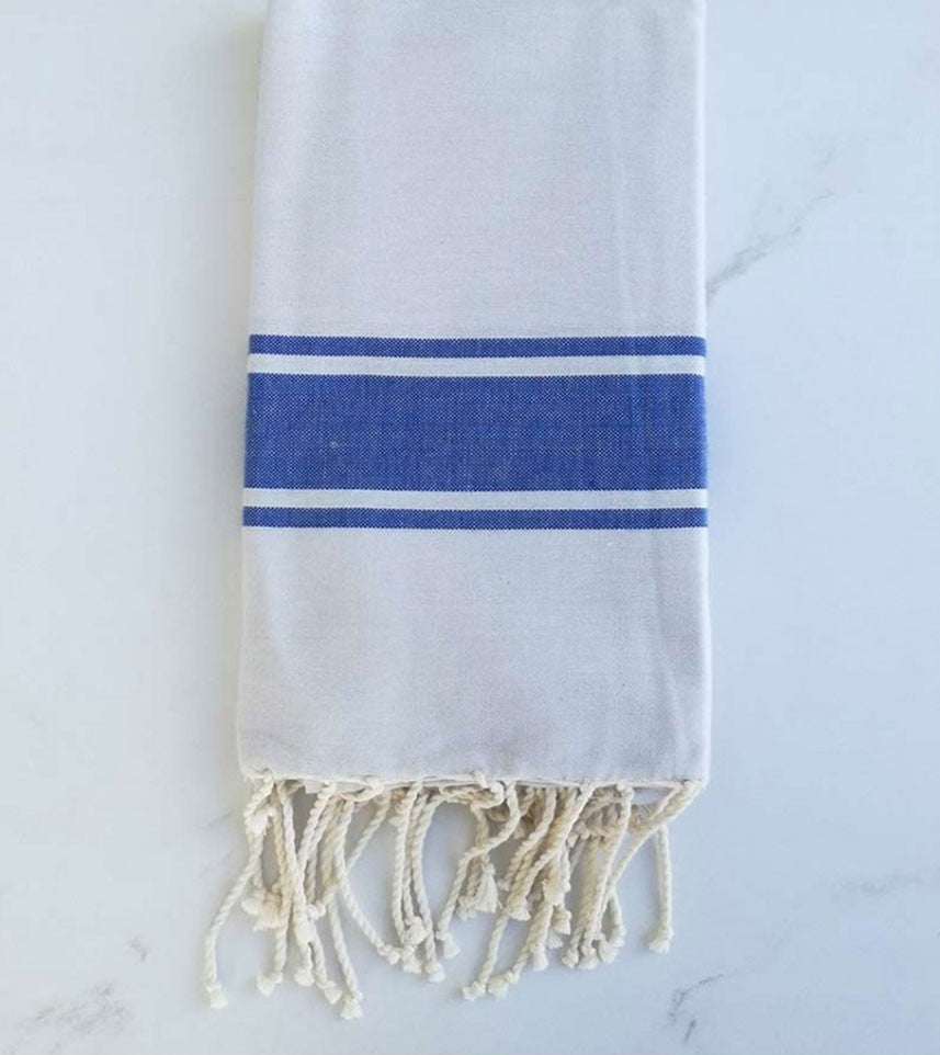 Fouta Plate gris perle rayée bleu 