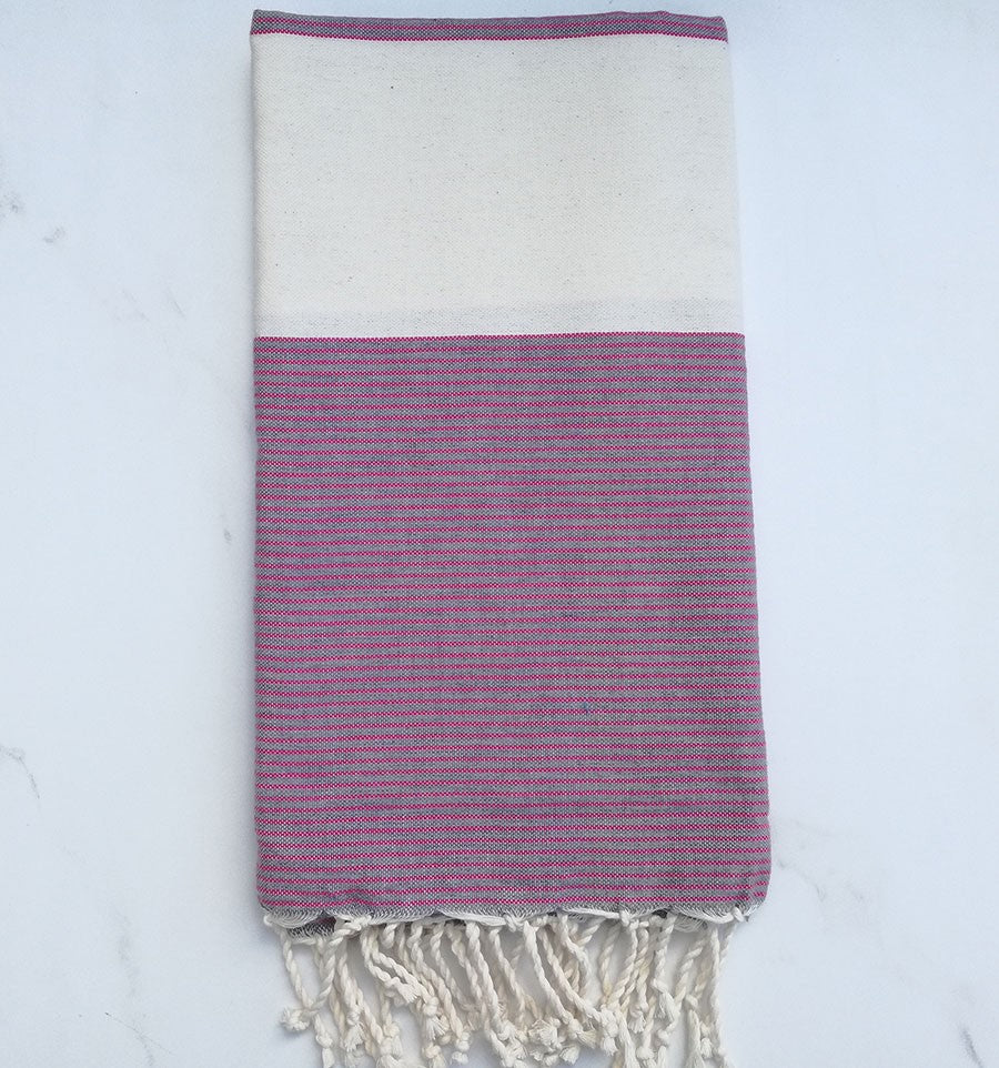 Fouta plate blanc crème et gris rayée rose 