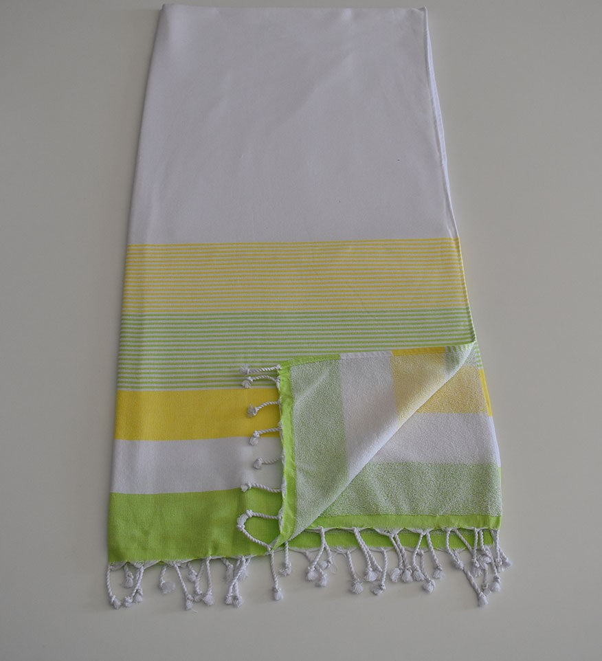 Fouta éponge blanc, jaune chartreuse et vert clair 