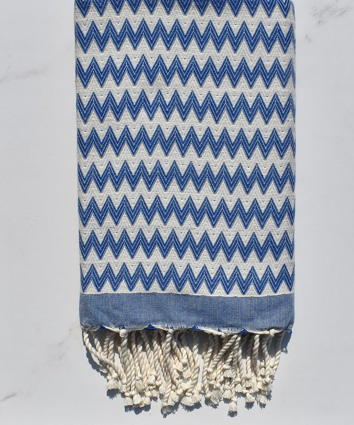 Fouta zigzag bleu électrique 