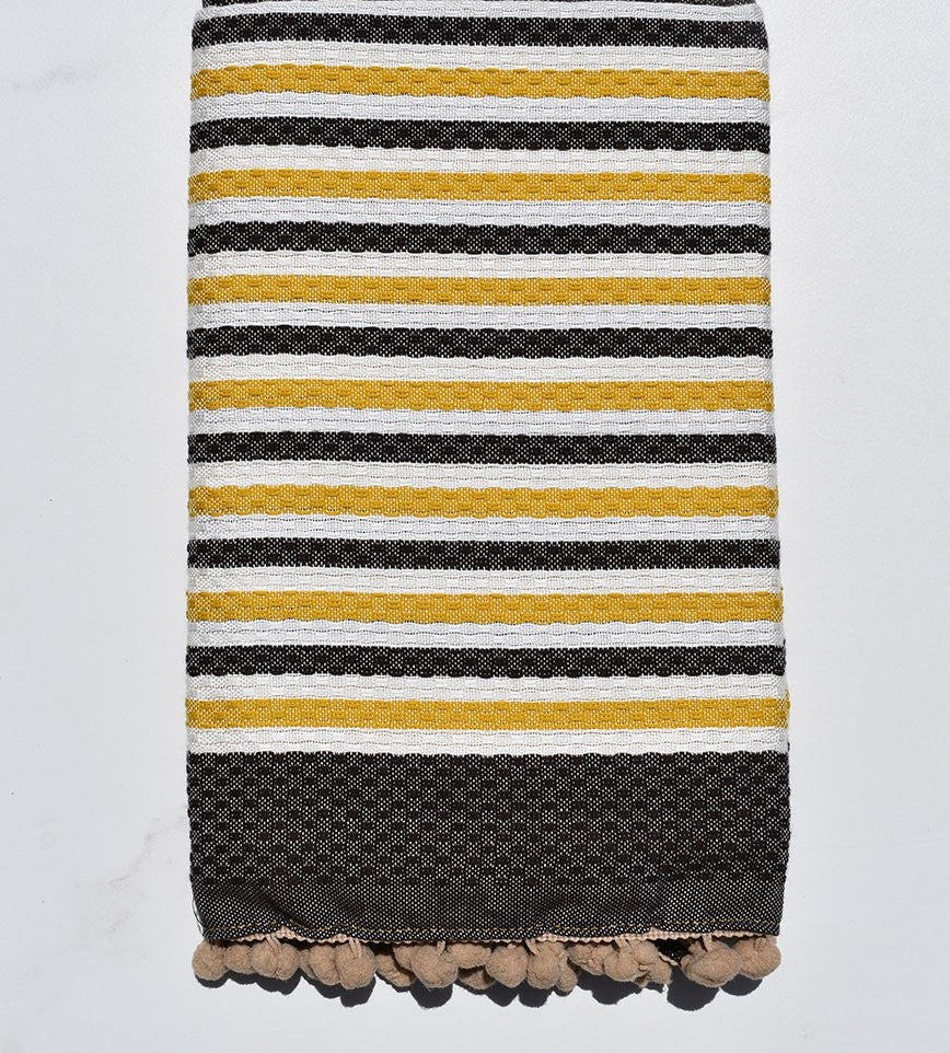 Fouta 3 couleurs avec pompons 