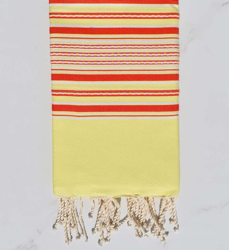 Fouta arabesque jaune rayée rouge 