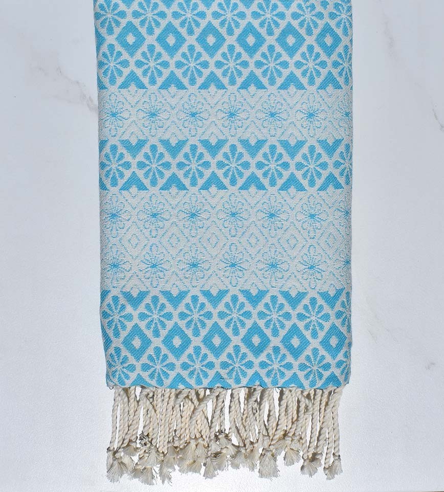 Fouta fleuri bleu ciel 