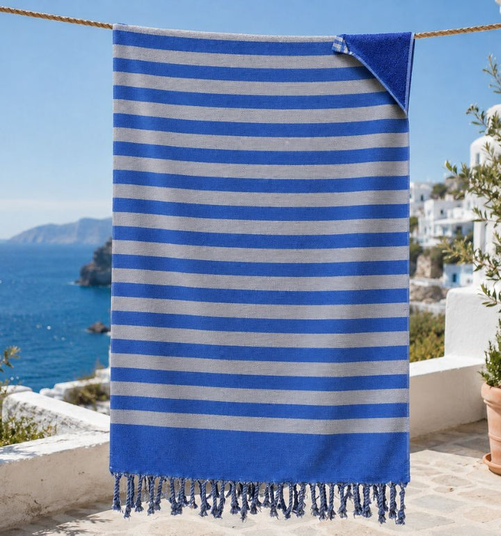 Grey and blue beach towel sponge